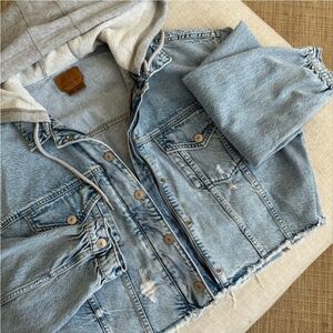 AE Cropped Distressed Denim Jacket With Hood